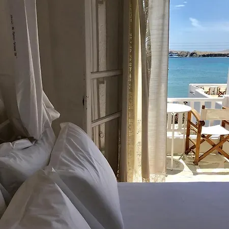 Aeolos Beach 3* Karavostasis (Folegandros)