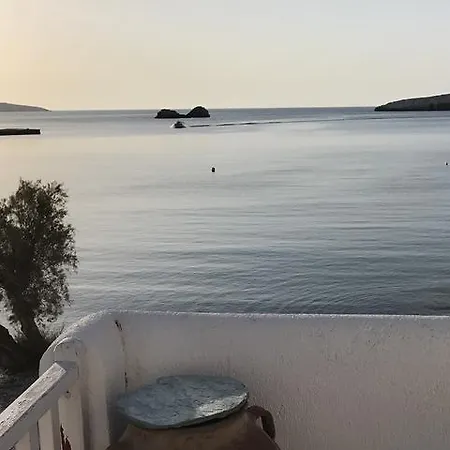 Aeolos Beach Hotel Karavostasis (Folegandros)